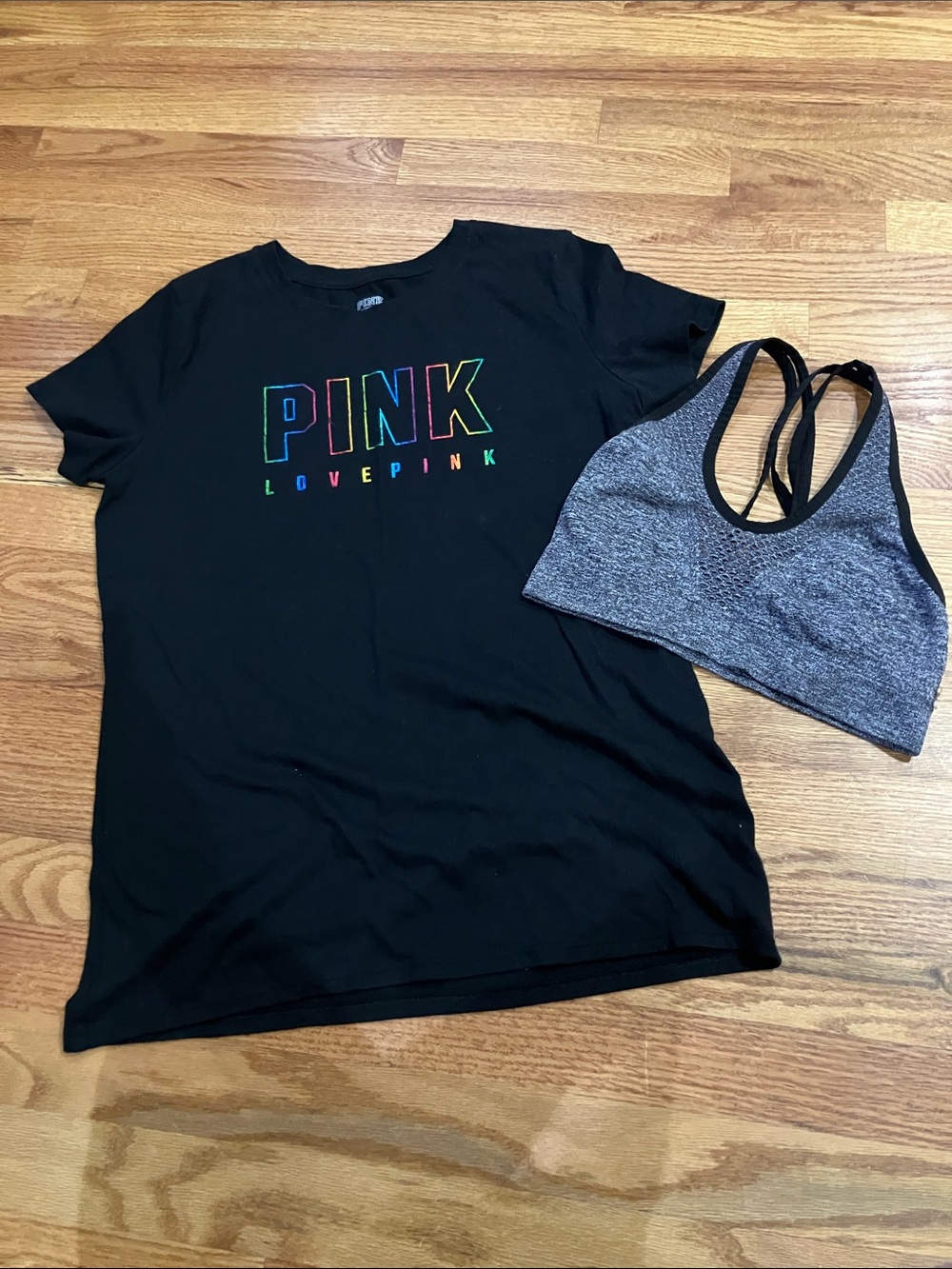 PINK Victoria's Secret Black Tee with Rainbow Logo and Black Sports Bra Sz M EUC